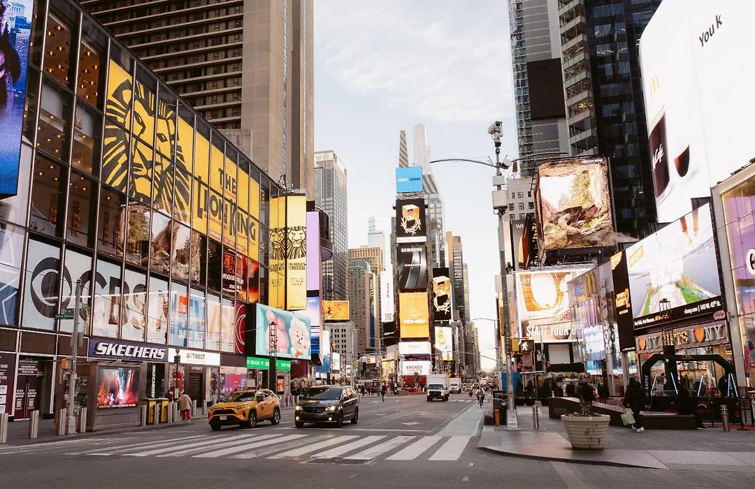 Aura Hotel Times Square-1