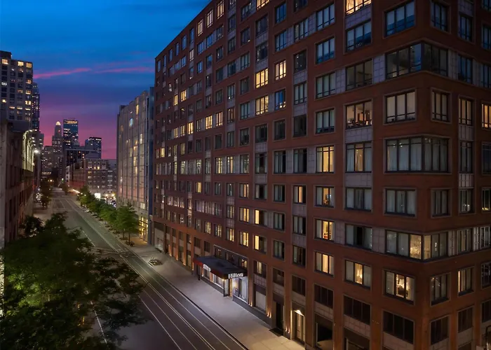 Hotel with Tennis: Hilton Brooklyn New York - Newly Renovated