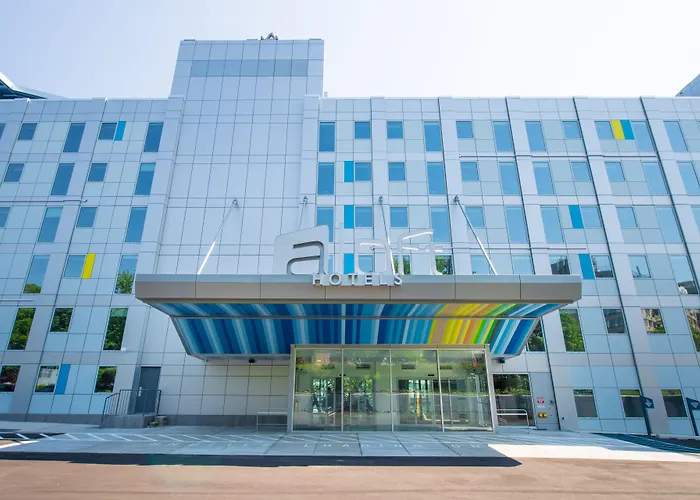 3 star hotel: Aloft New York Laguardia Airport