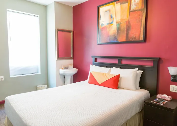 Hostel: Broadway Hotel & Hostel